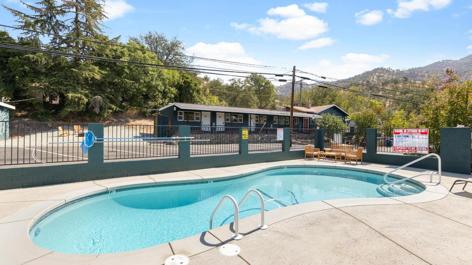 The Charlotte Sequoia Motel R2 Three Rivers Exterior foto